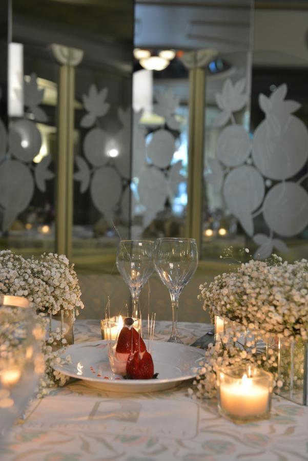 Regency Palace Hotel Джуния Екстериор снимка