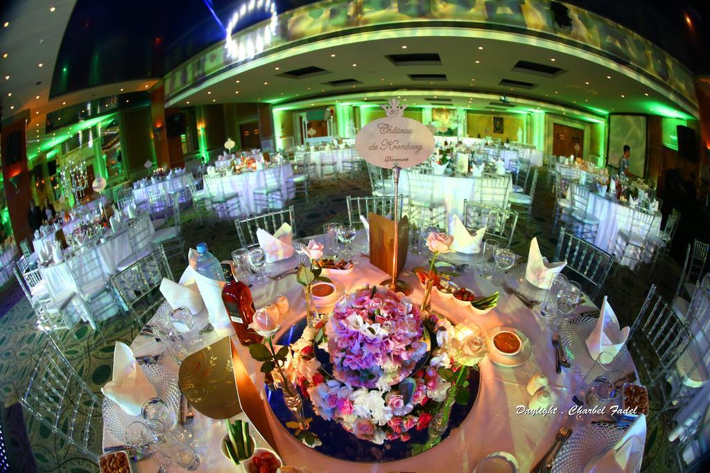 Regency Palace Hotel Джуния Екстериор снимка